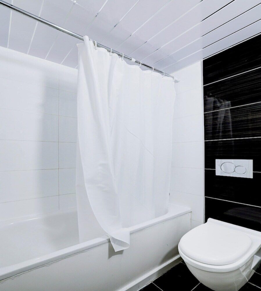 OYO The Chiltern Hotel 39/45