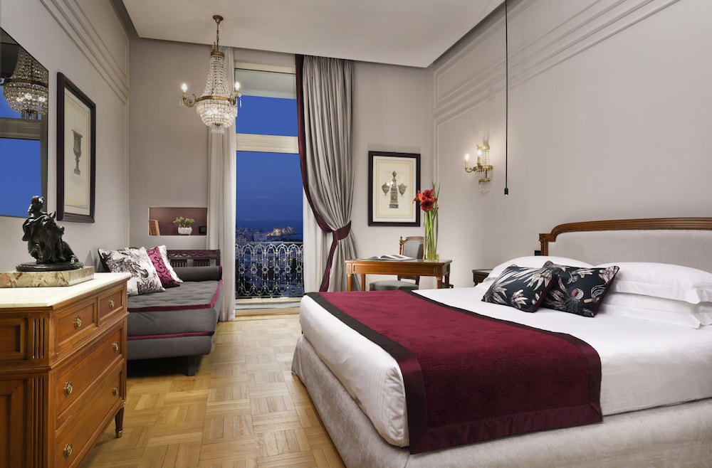 Grand Hotel Parkers 20/81