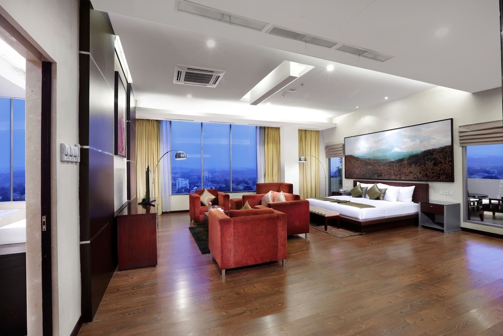 Hotel Grand Candi Semarang 52/71