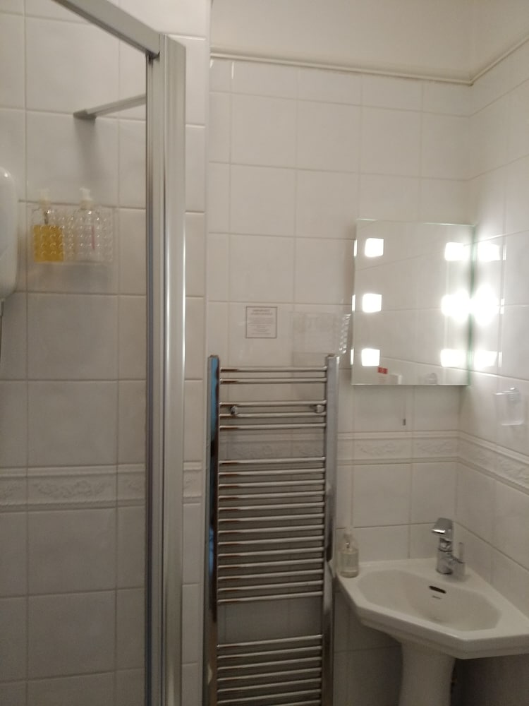 Anton Guest House Bed and Breakfast 43/50