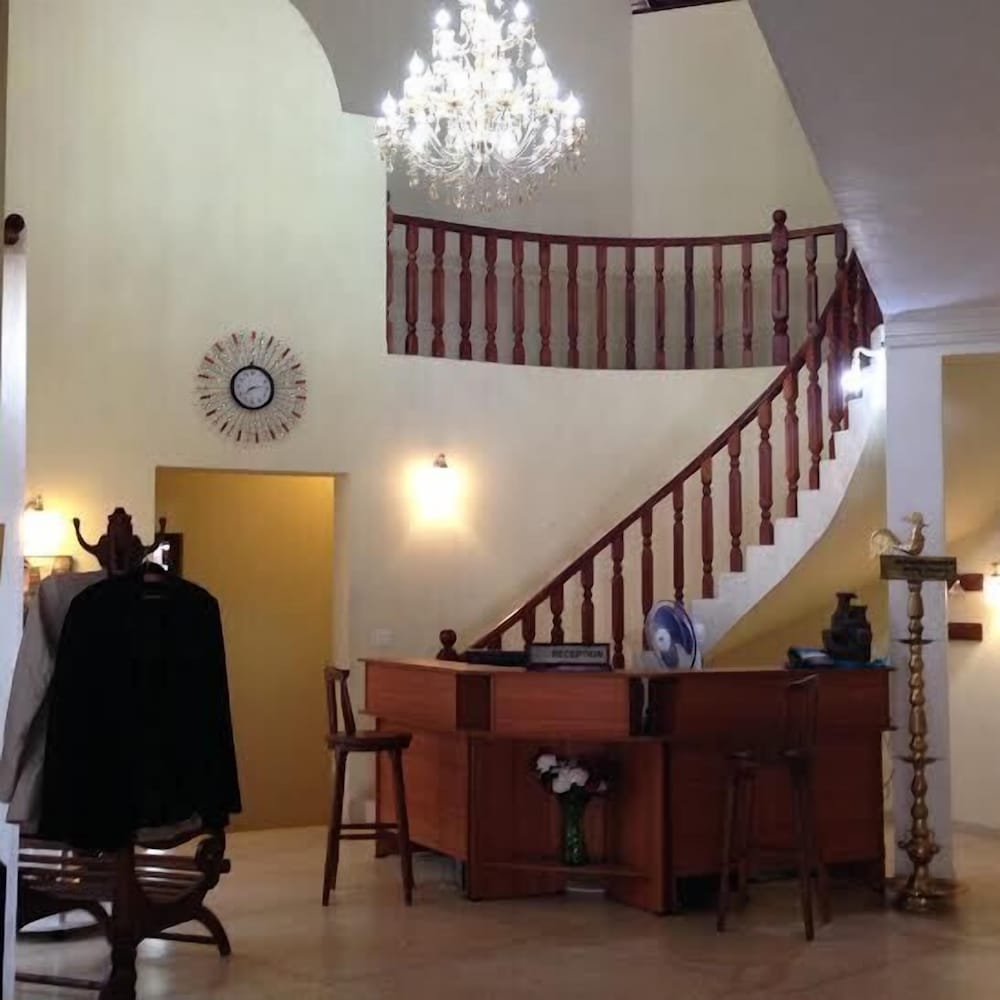 Mahakumara White House Hotel 3/19