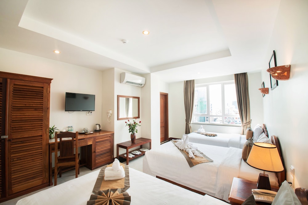 RELAX HOTEL 22/55