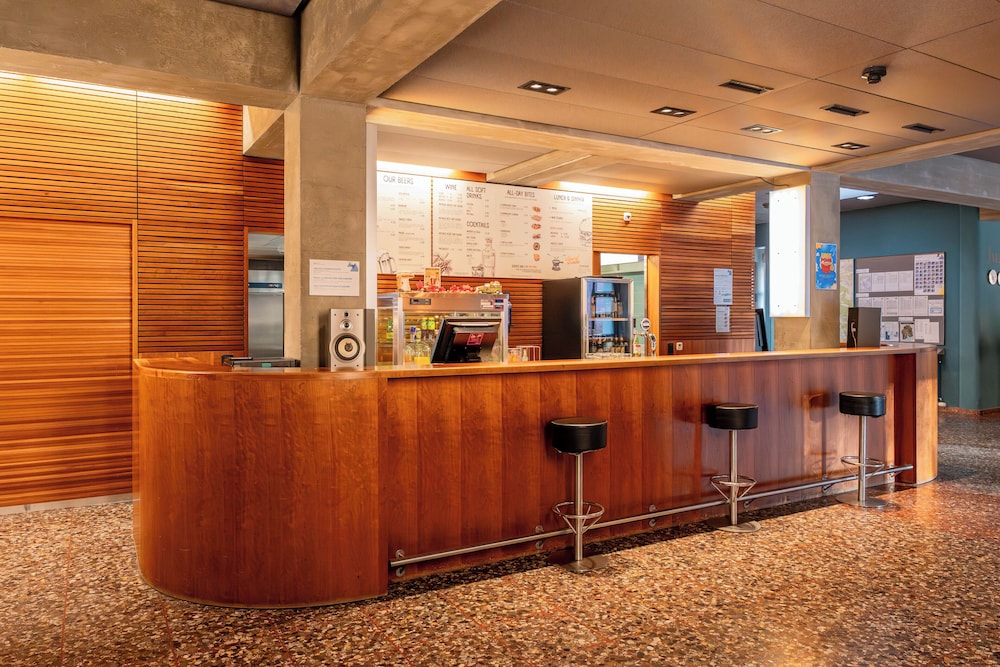 Zurich Youth Hostel 9/61