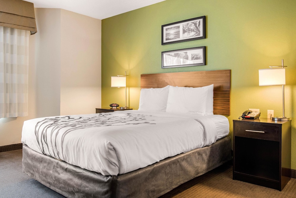 Sleep Inn & Suites Columbus South 15/52