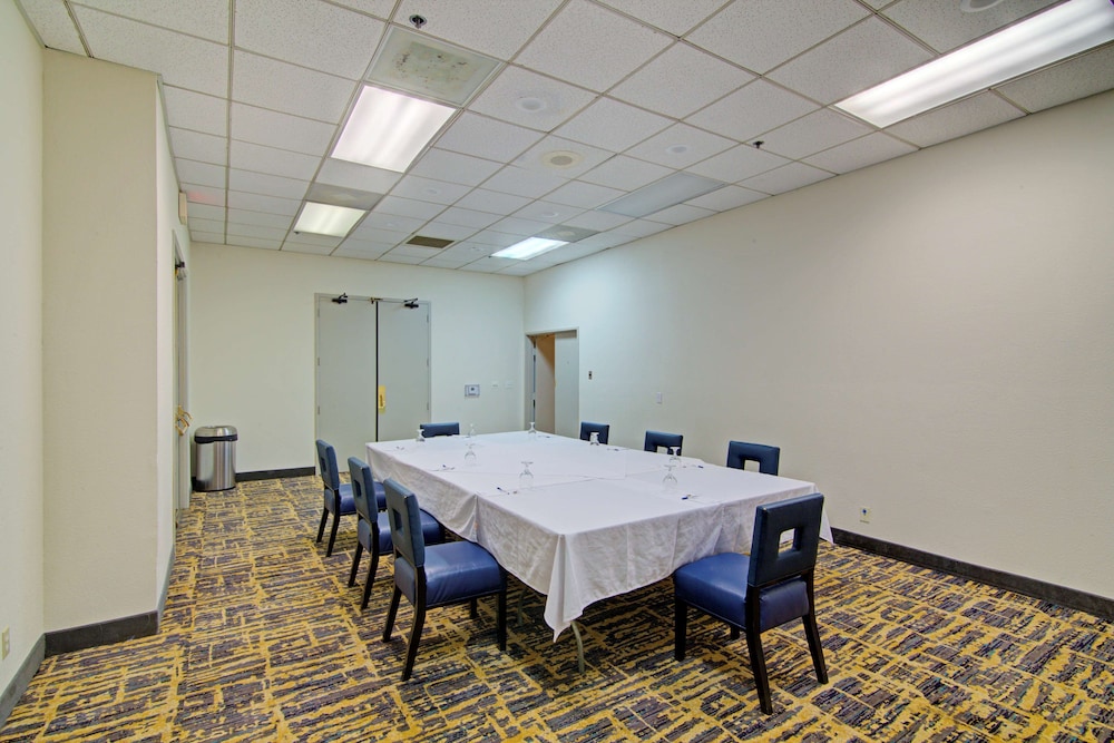 Best Western Posada Royale Hotel & Suites 44/50