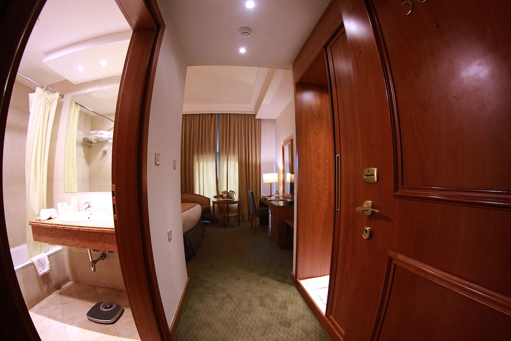 Sadeen Hotel Amman 20/20