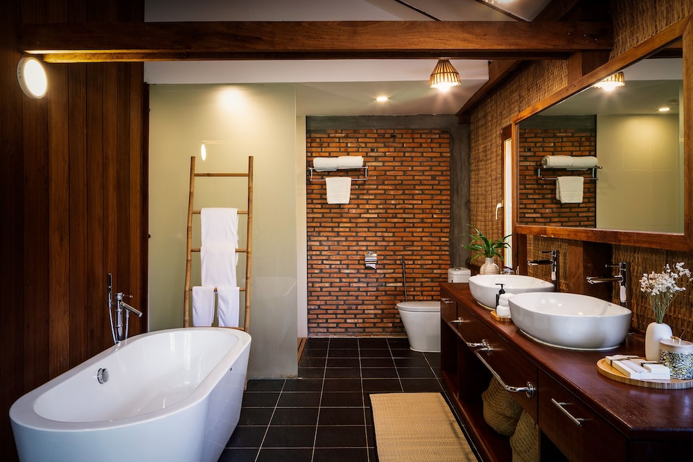 Farmhouse Boutique Resort 49/50