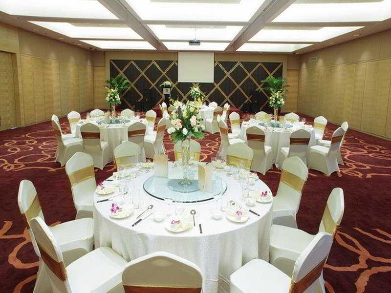 Donghuang Kaili Hotel 20/20