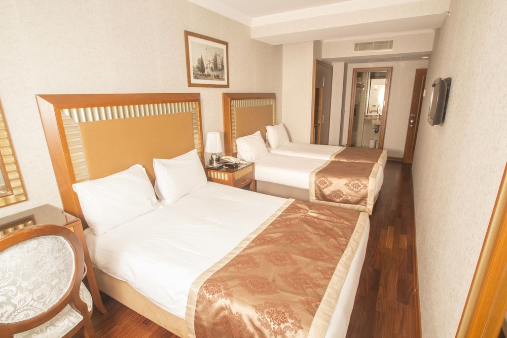Mineo Park Hotel 32/58