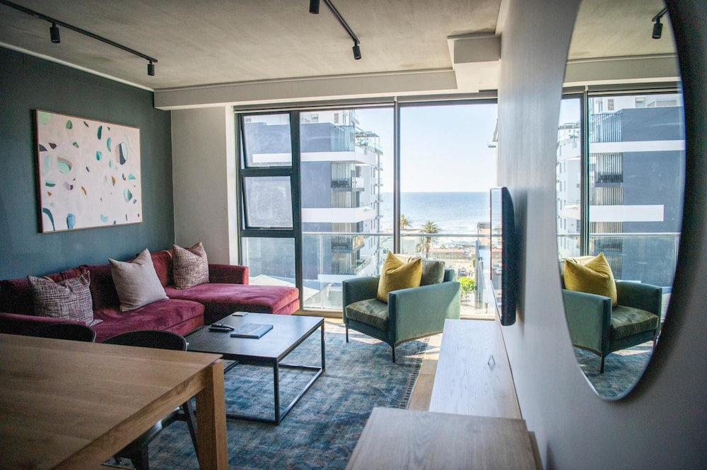Latitude Aparthotel By Totalstay 38/56