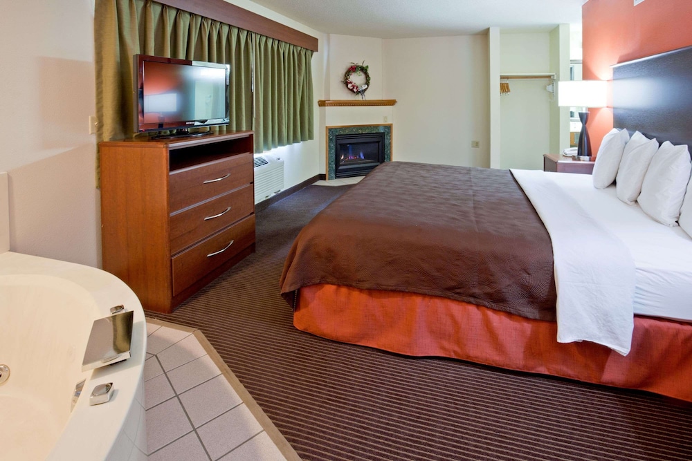 Americinn By Wyndham Coon Rapids 14/42