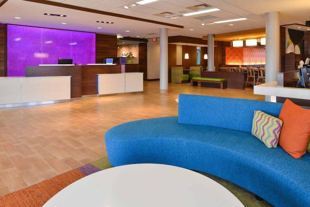 Lobby at Fairfield Inn & Suites by Marriott Gallup, GALLUP - NM