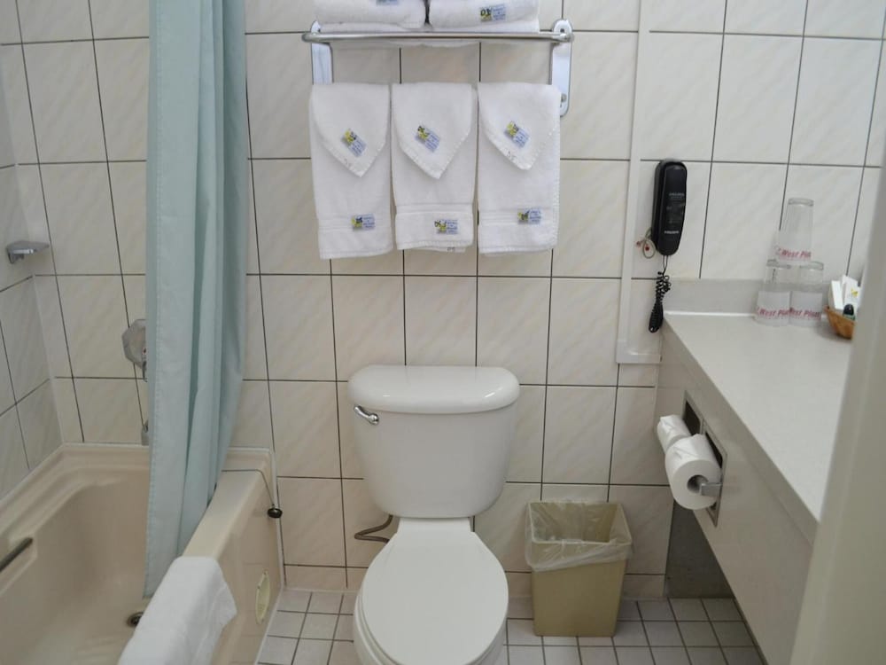 West Plaza Hotel Desekel 13/43