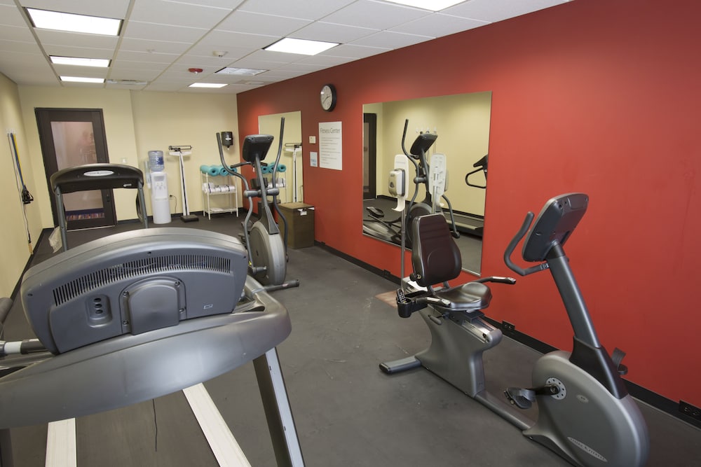 Holiday Inn Express New Albany 30/59