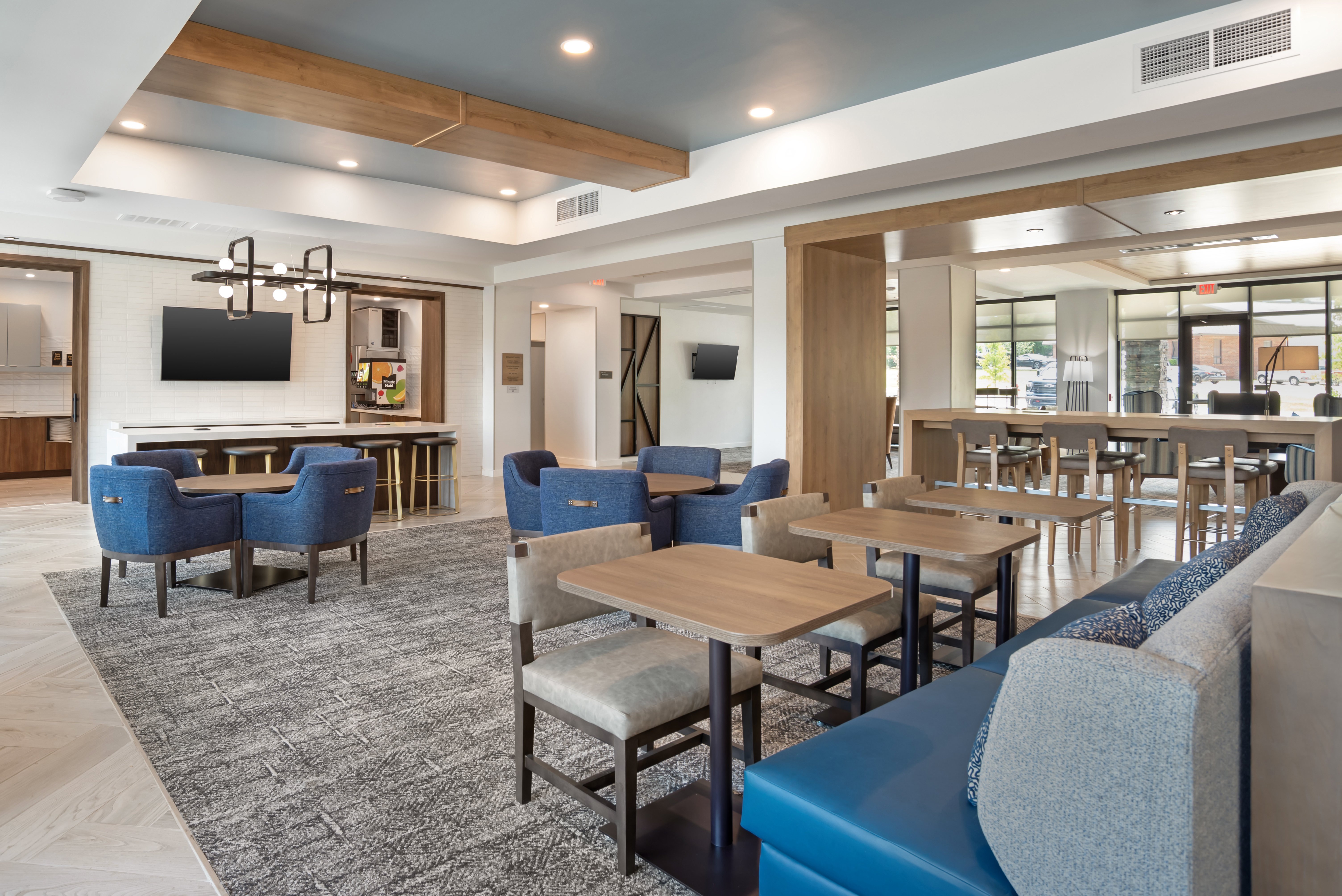 Staybridge Suites Crestview South by IHG 33/45
