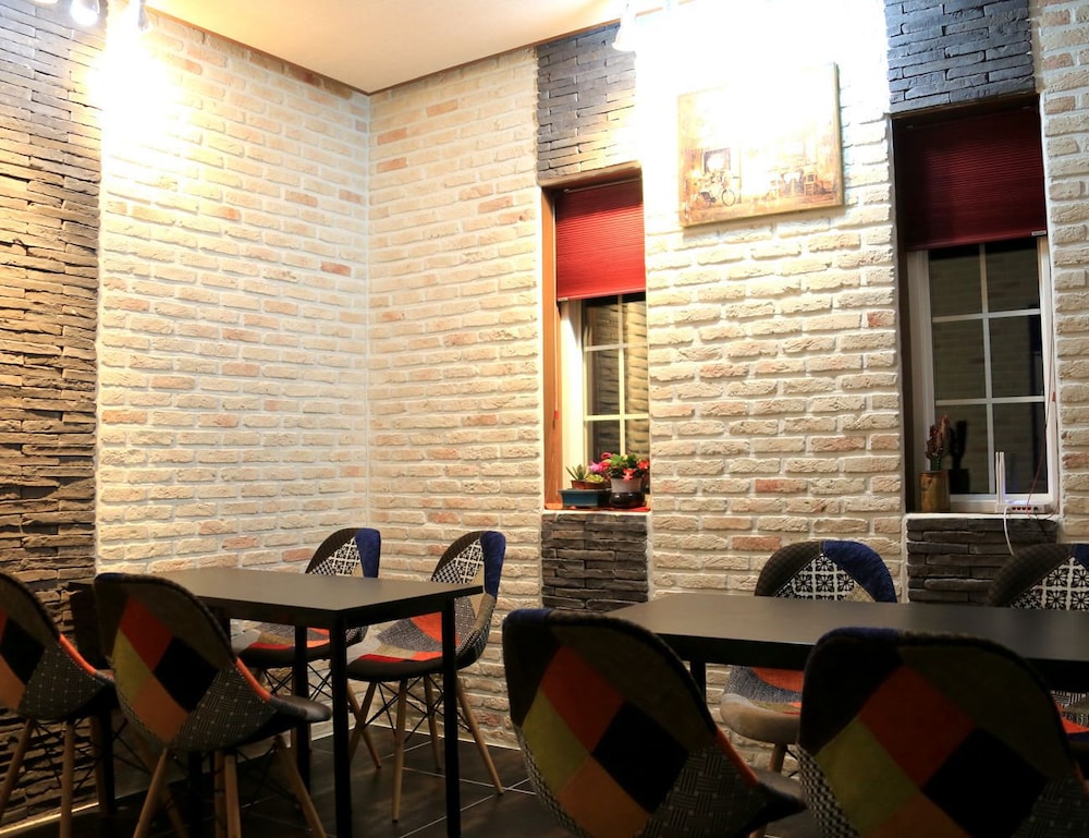 Pension Cafe Yoon & Park 55/74