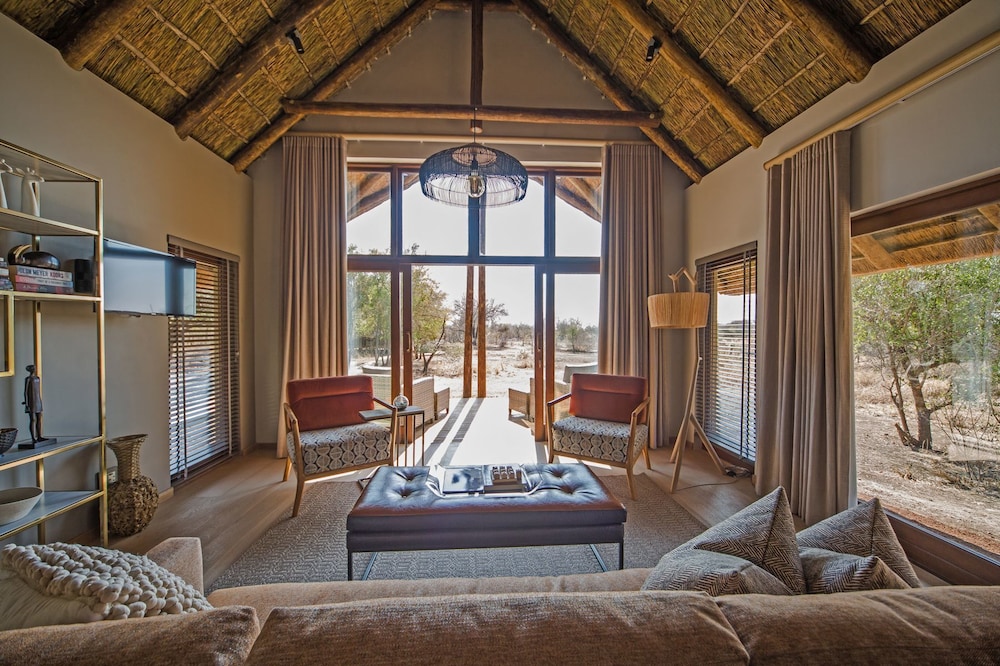 Nkala Safari Lodge 29/43
