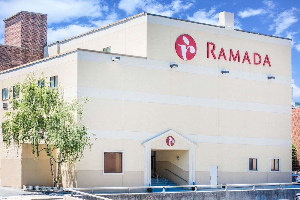 Ramada by Wyndham Pottsville/Frackville 2/31
