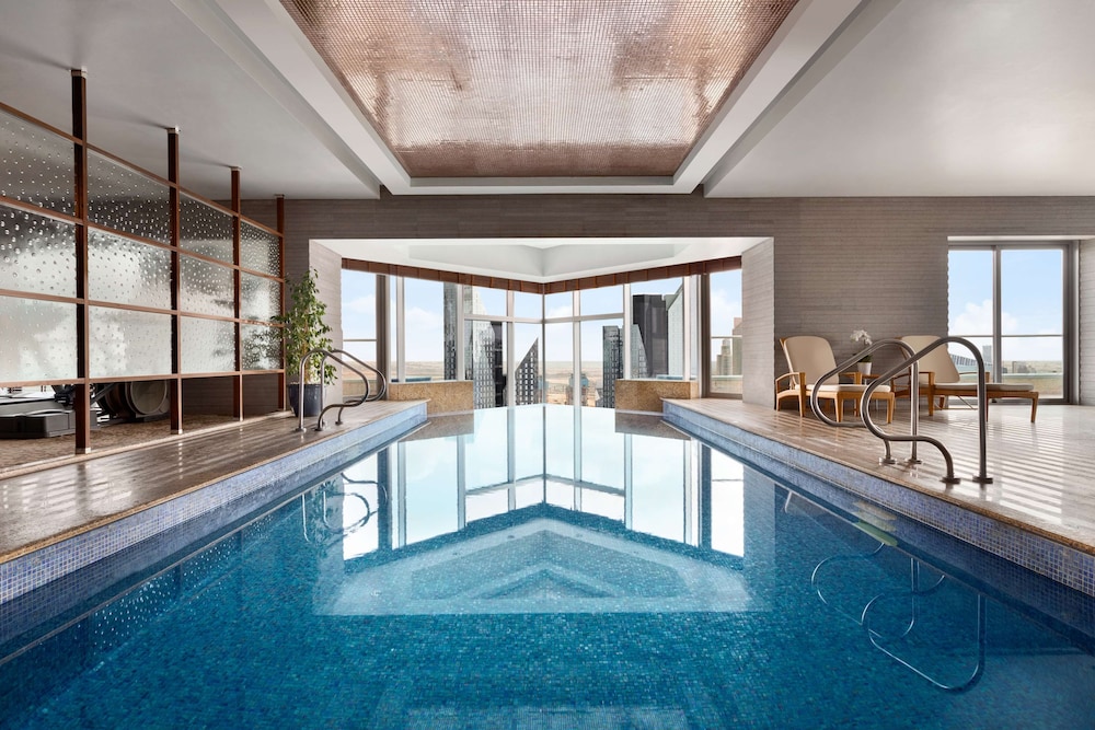 swimming pool spa