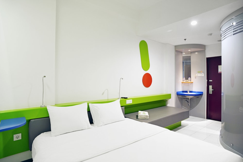 Room, Single Bed, Smoking