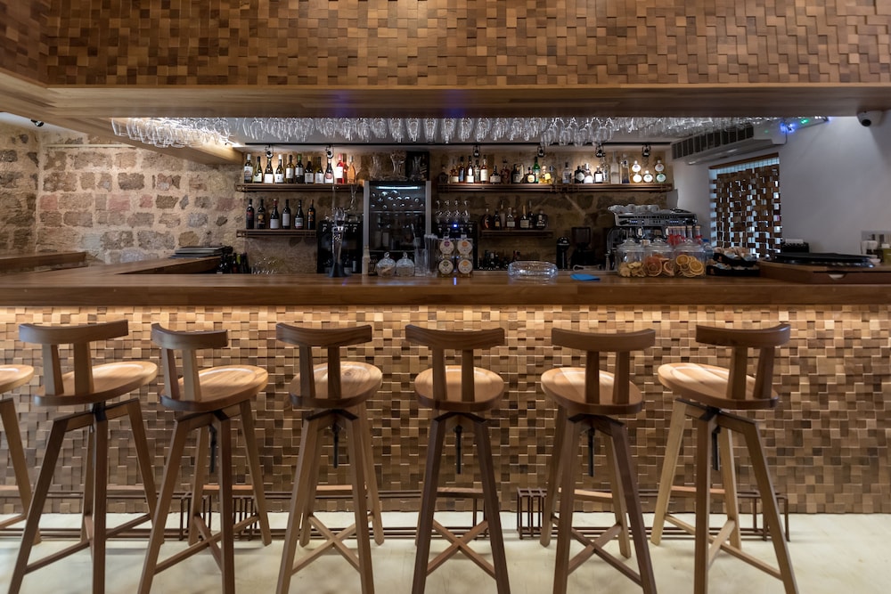 10GR Boutique Hotel & Wine Bar - Adults Only 51/64