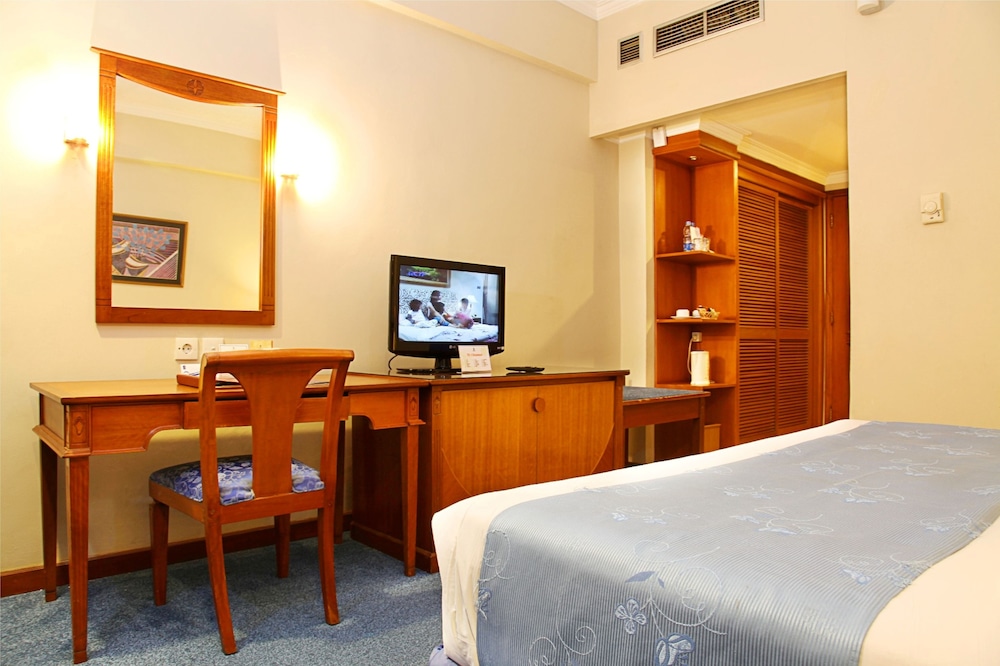 Bintang Wisata Mandiri 18/36