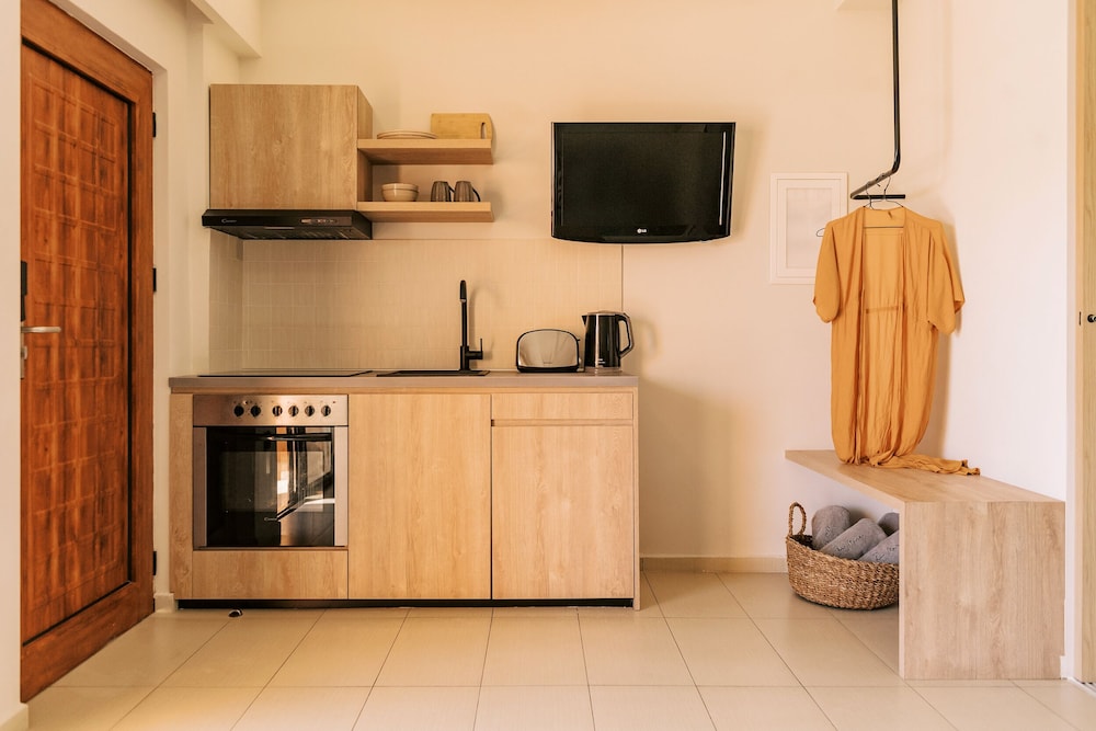 Villa Di Mare Luxury Suites 6/50