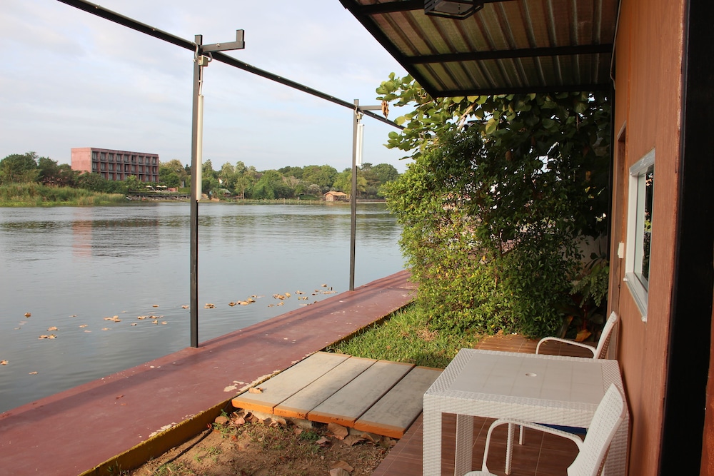 Riverpool Resort 30/50
