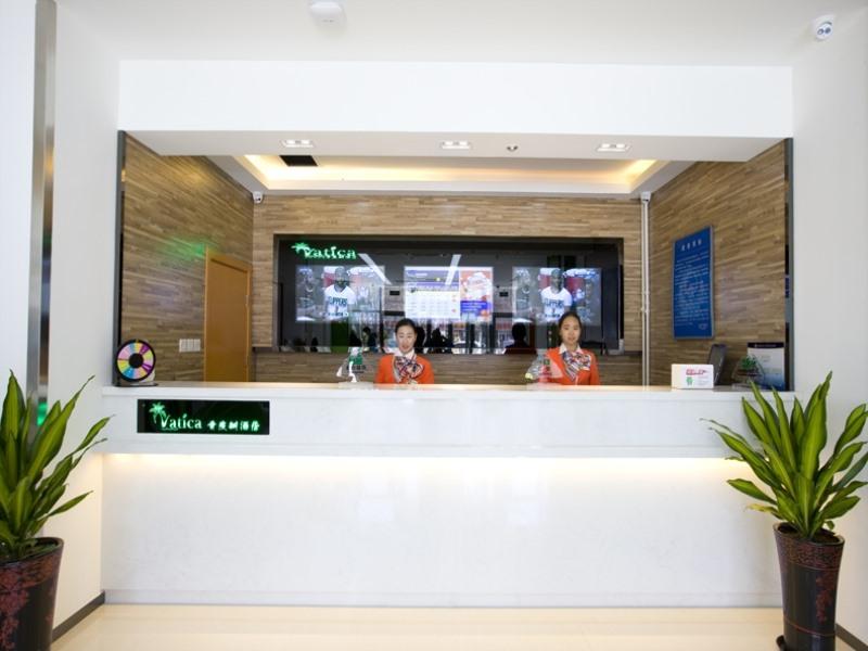 Lobby at Vatica Beijing Tongzhou District Liyuan Universal Studios Hotel, BEIJING