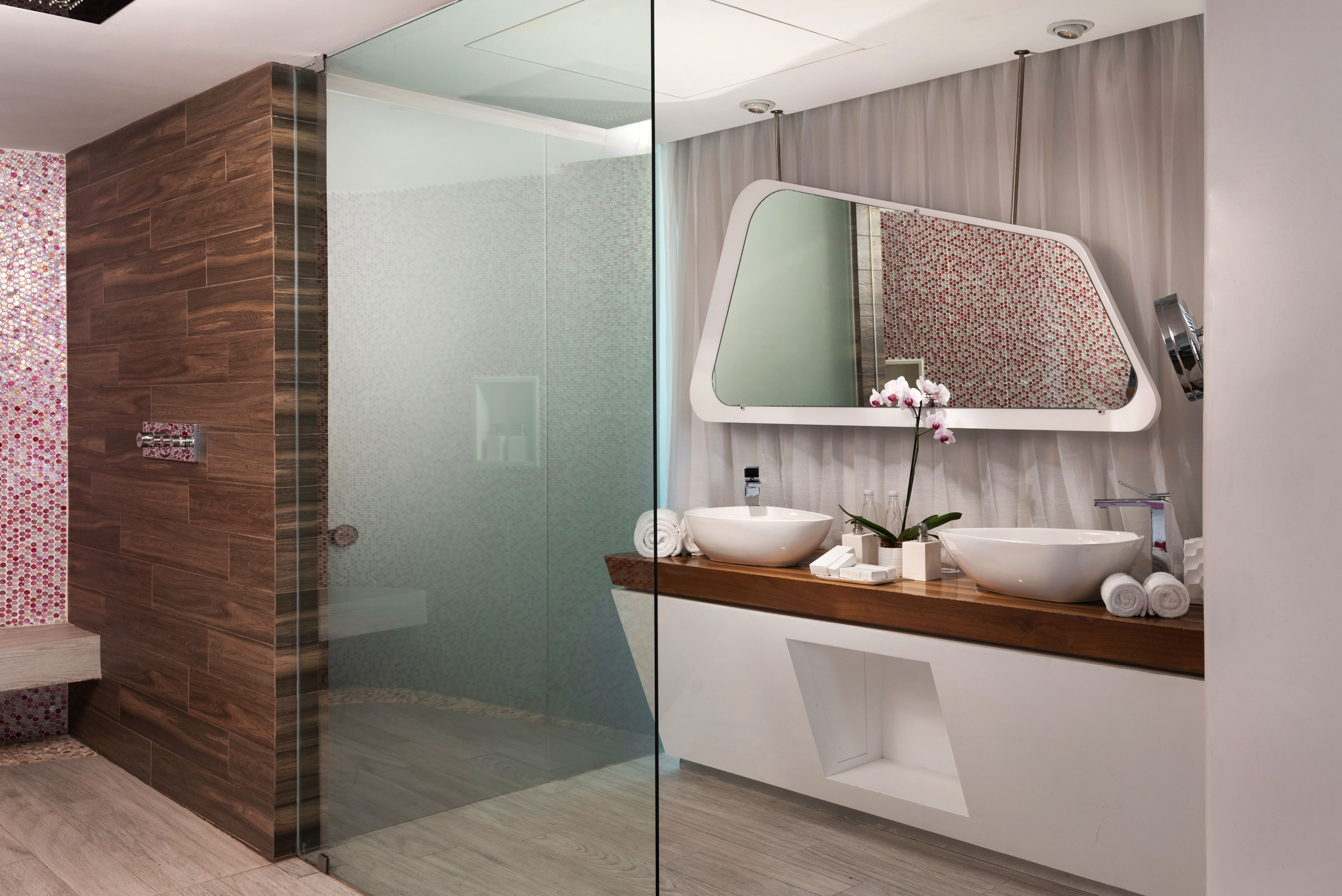 Grand, Ocean, Suite