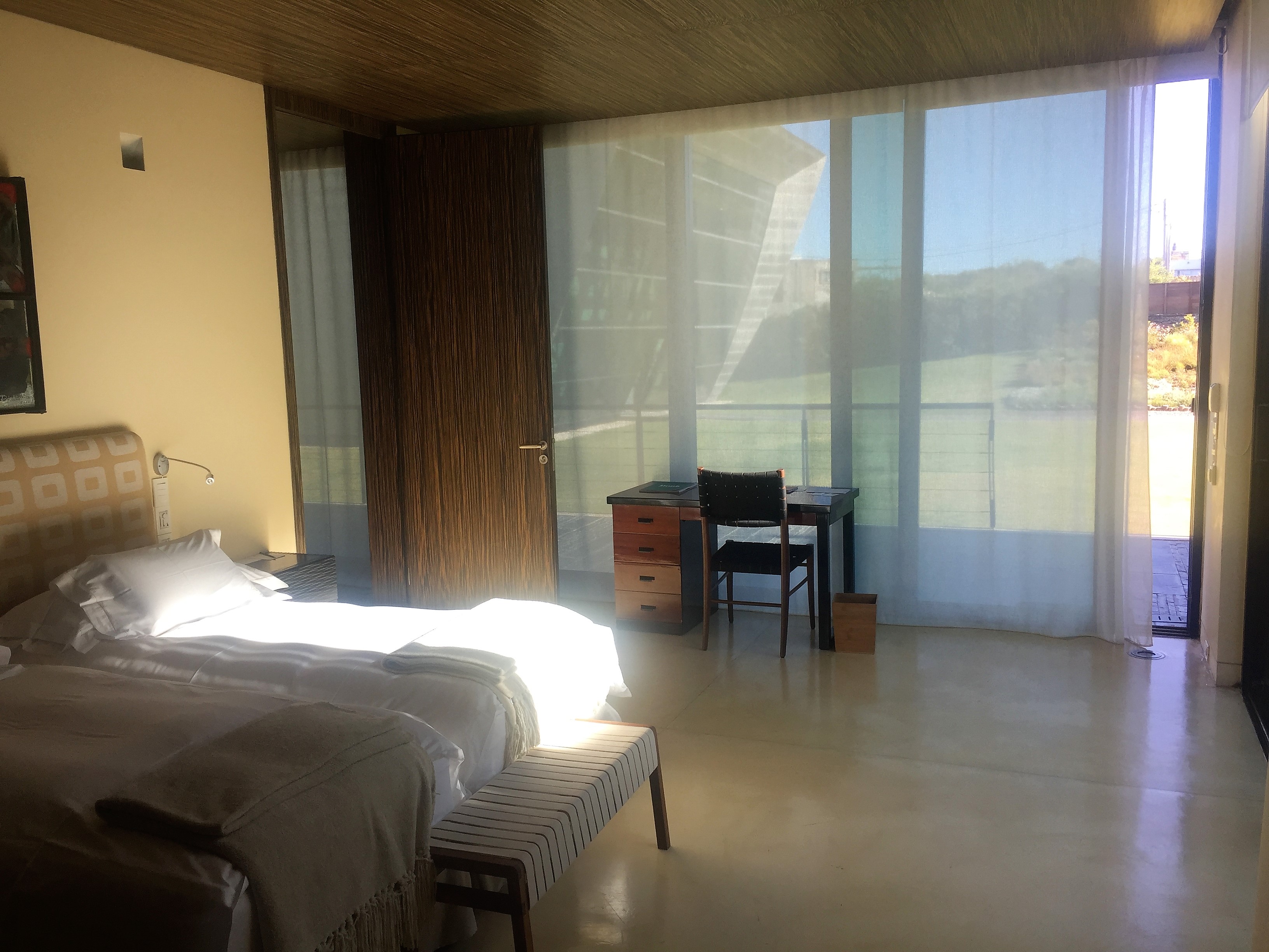 3 Bedrooms, House