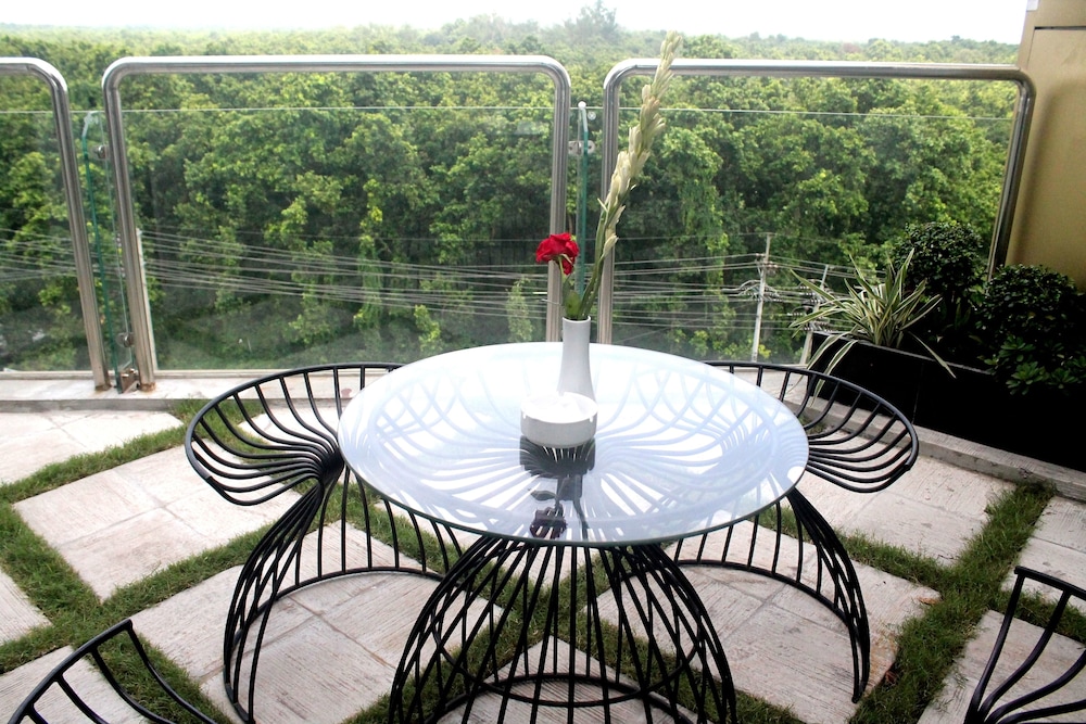 Hotel X Gazipur 37/46