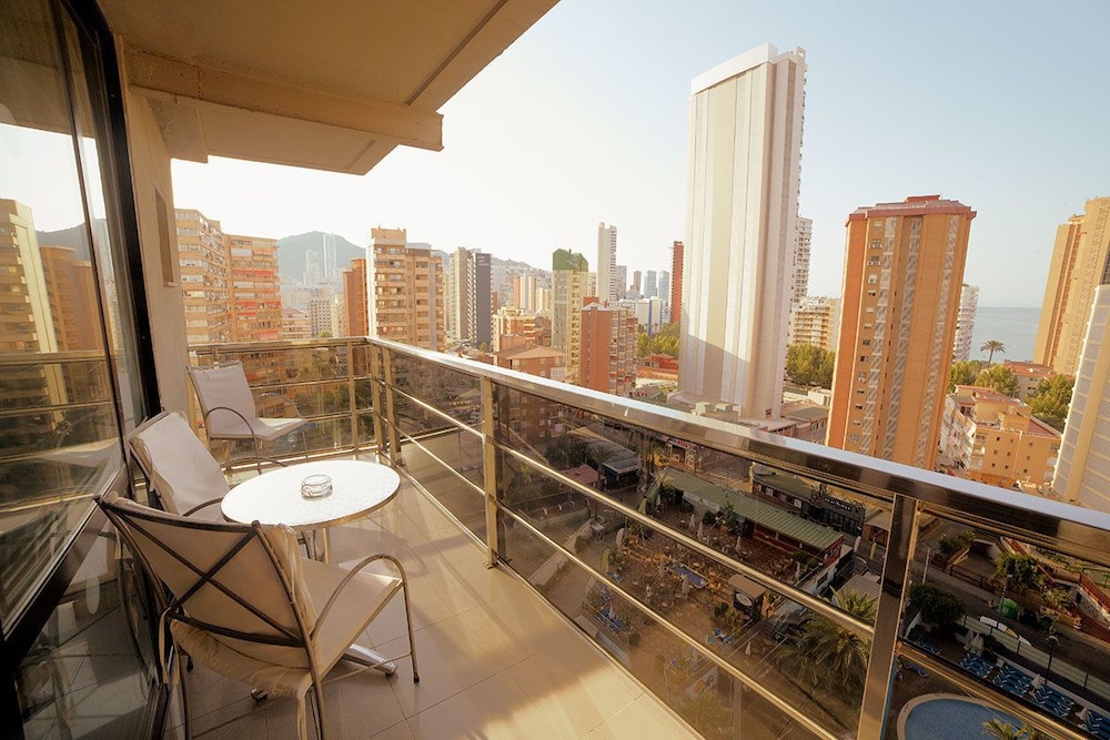 Marina Hotel 34/34