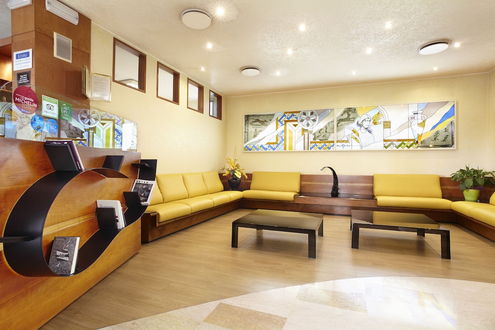 Primhotel 7/52