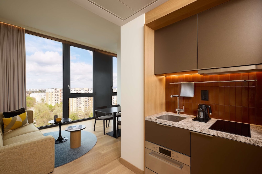 Adina Apartment Hotel Geneva 68/71