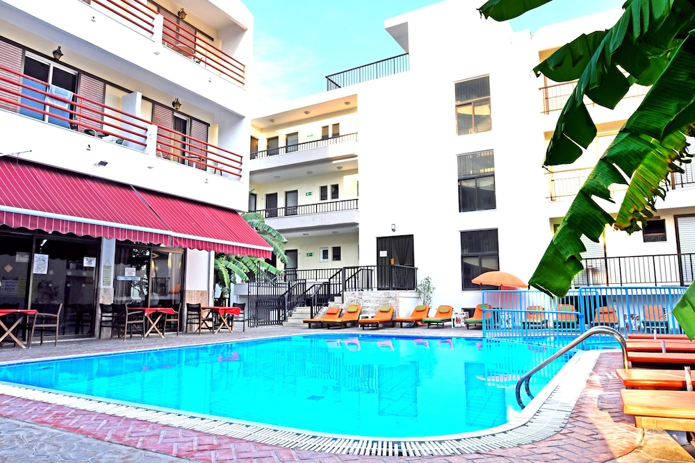 Poseidon Hotel 45/50