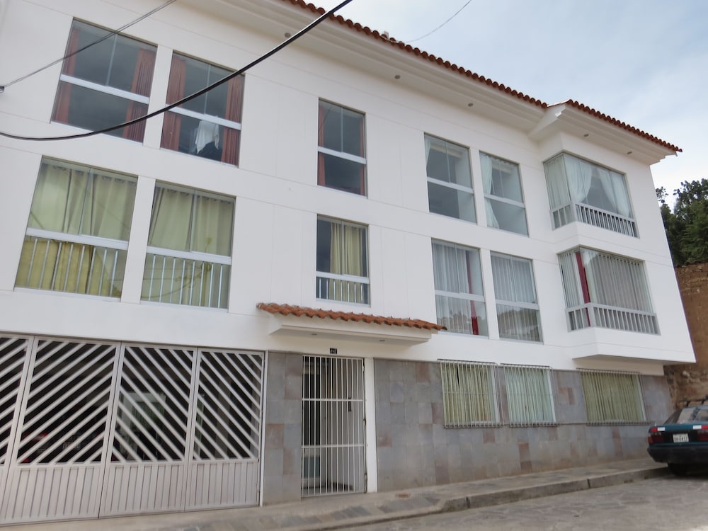Apartamentos Quewe 46/50
