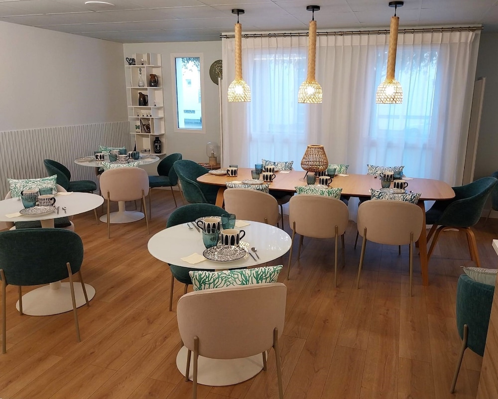 Sejours Et Affaires La Rochelle Les Minimes 27/42