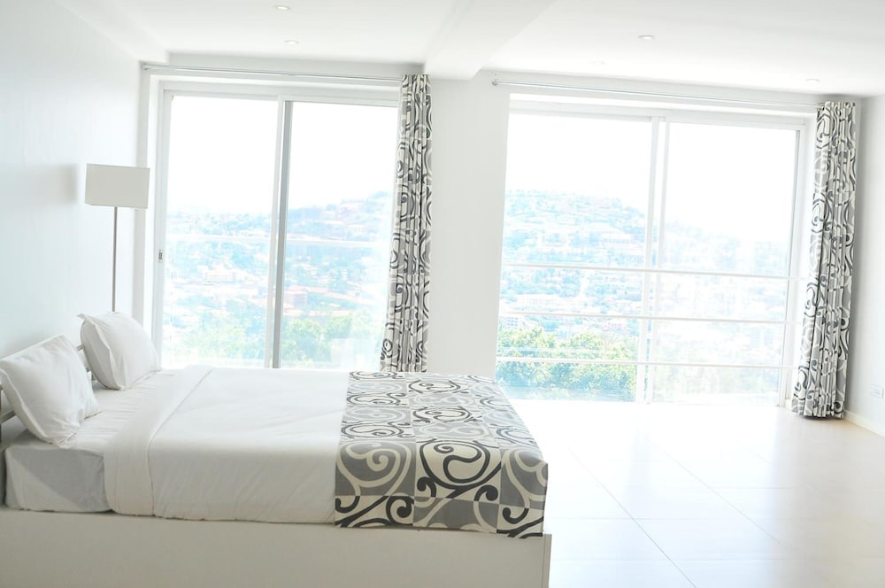 The Seventeen Apartment Hotel 20/37