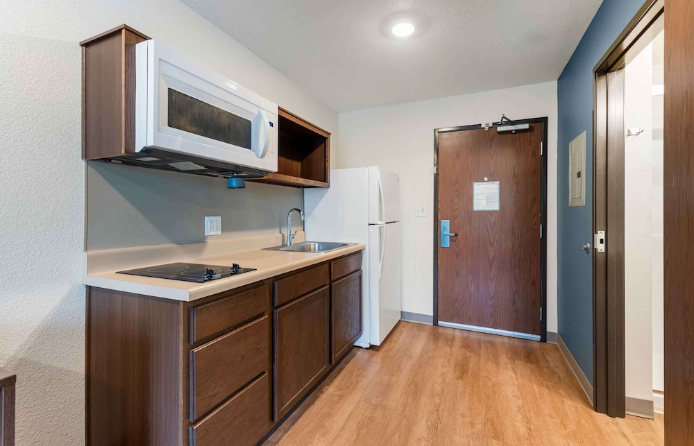 Extended Stay America Suites - St Paul - Woodbury 30/30