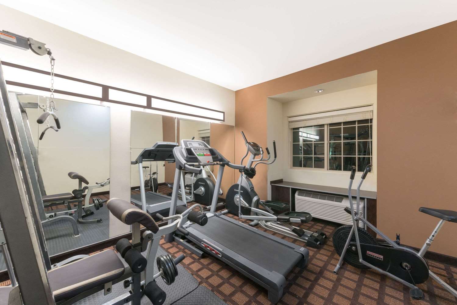 Microtel Inn & Suites by Wyndham Eagle Pass 12/23