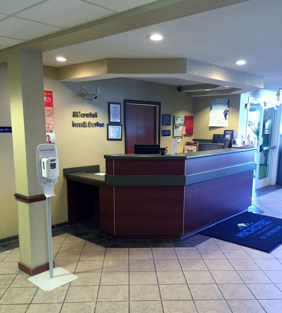 Microtel Inn & Suites By Wyndham Beckley East 4/37