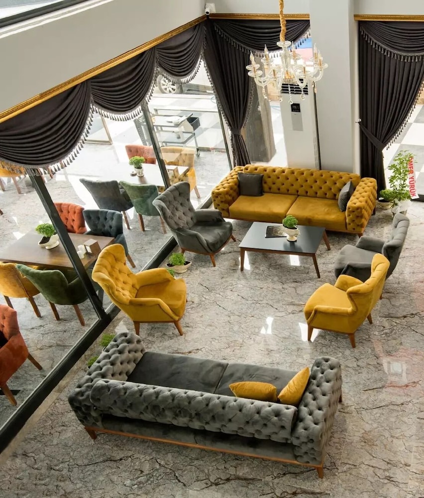 Emay Otel 25/27