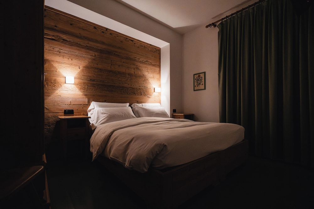 Hotel Oasi 21/50