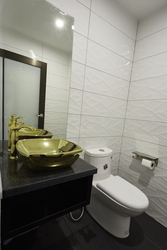 Dream Luxury Hotel 49/50