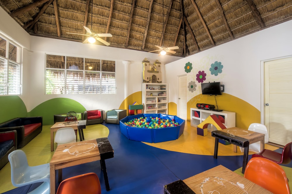 Iberostar Waves Quetzal 39/50