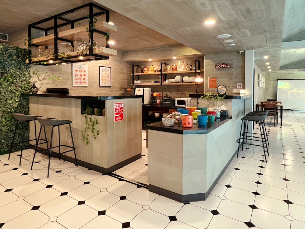 Nan Fun House Hotel 7/50
