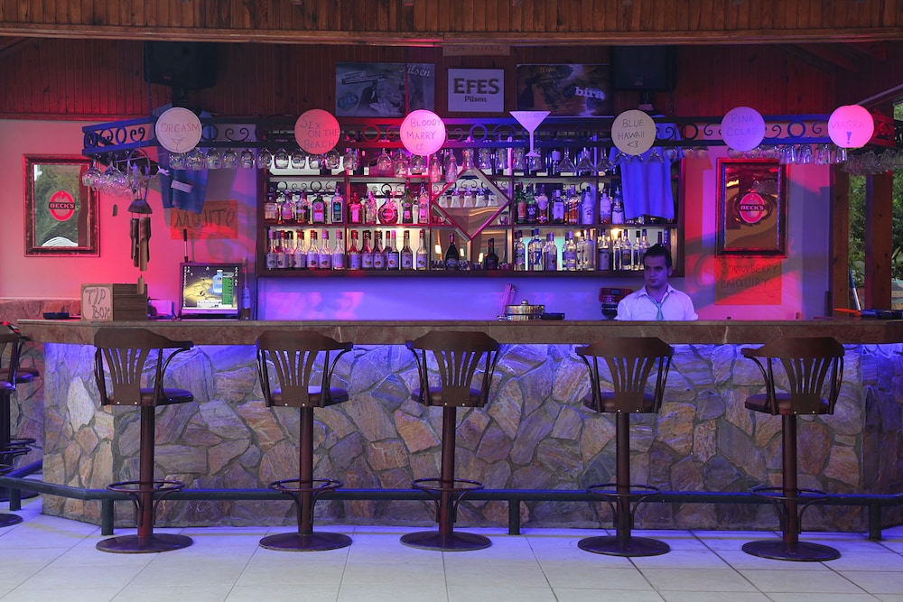 Yeni Acun Apart Hotel 33/47