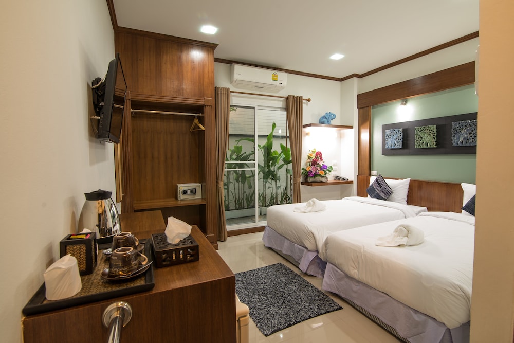 COZYTEL CHIANGMAI 28/66