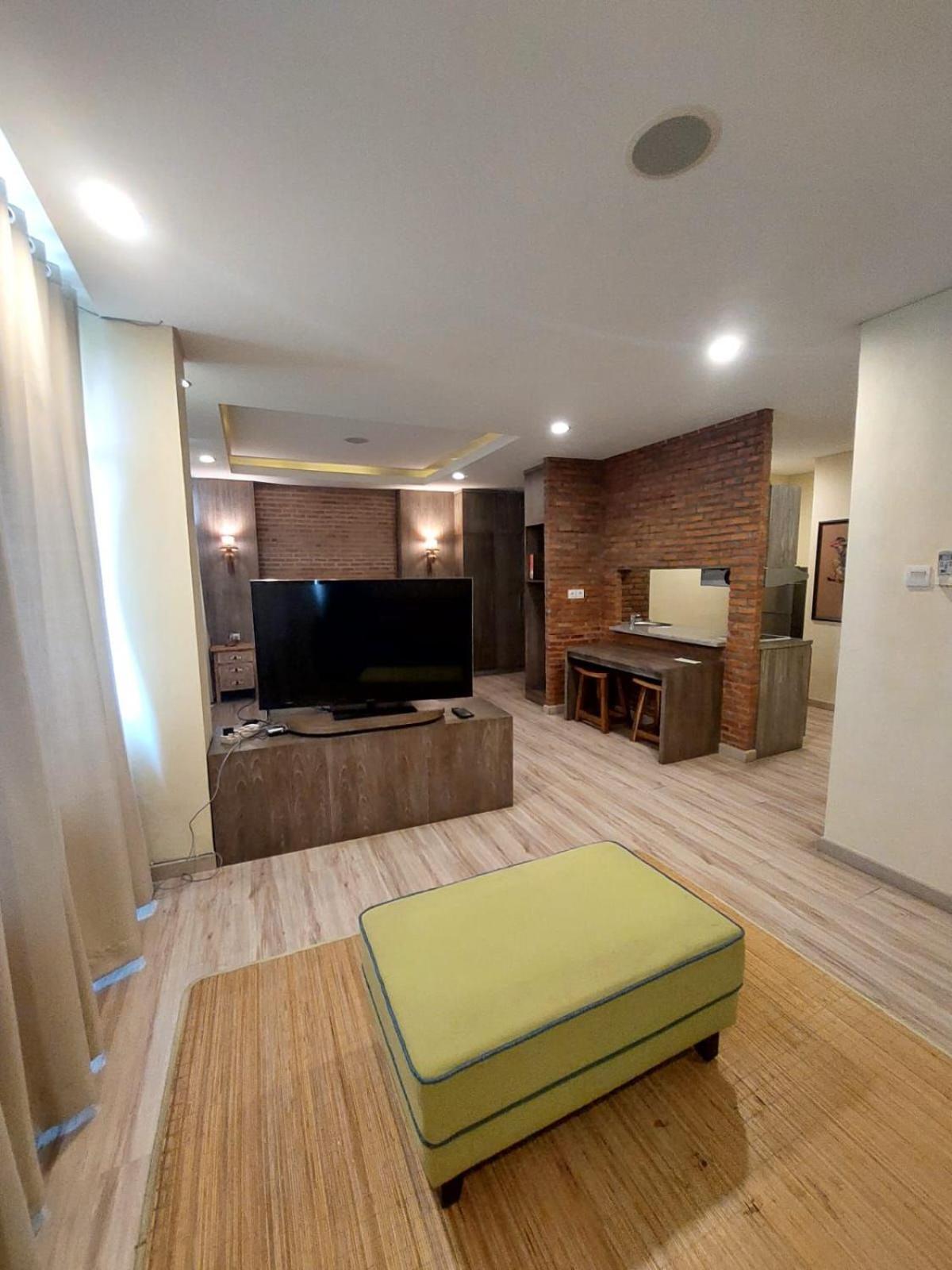 Apartemen Senayan 3/32